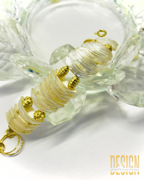 Bransoletka z muszli perłowej z złotym srebrze