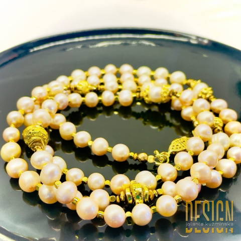 Naszyjnik z naturalnych pereł w odcieniu pudrowego różu w srebrze pozłacanym 24 K | Kuźmińska Design