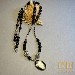 Naszyjnik z onyksów, agatów i spineli – Kolekcja Meksykańska | Kuźmińska Design