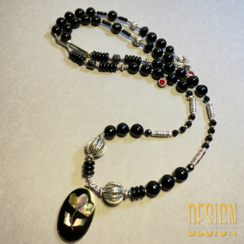 Naszyjnik z onyksów, agatów i spineli – Kolekcja Meksykańska | Kuźmińska Design