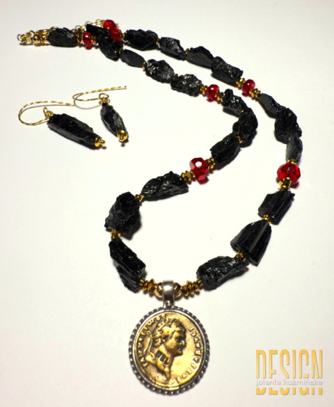 Naszyjnik z czarnych turmalinów z dodatkiem czerwonej aqua aura srebro złocone