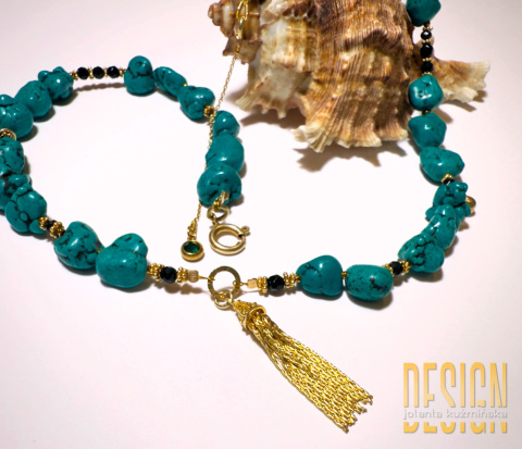 Naszyjnik z naturalnych turkusów, spineli z chwostem w złotym srebrze