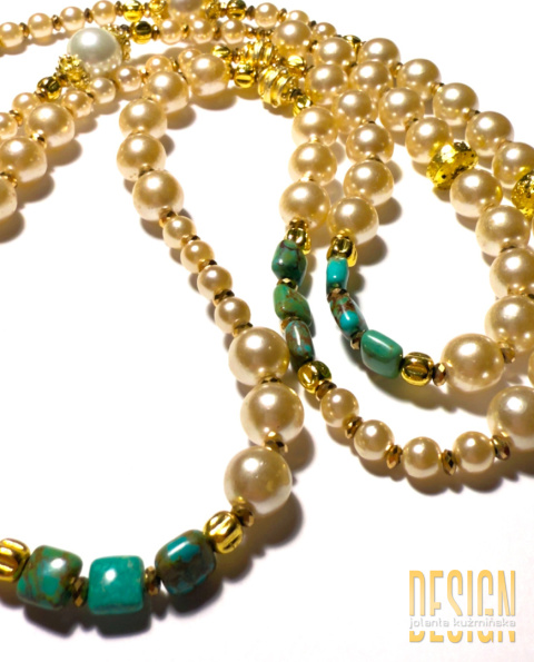 Naszyjnik z pereł porcelanowych i turkusu afrykańskiego z zawieszką z frenitu | Kuźmińska Design – srebro pozłacane 24K