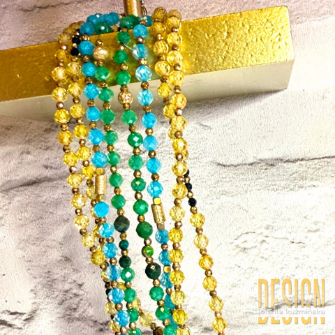 Naszyjnik z zielonych lub niebieskich cyrkonów