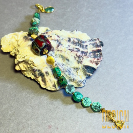 Bransoletka z afrykańskiego turkusu i huayruro – srebro złocone 24k