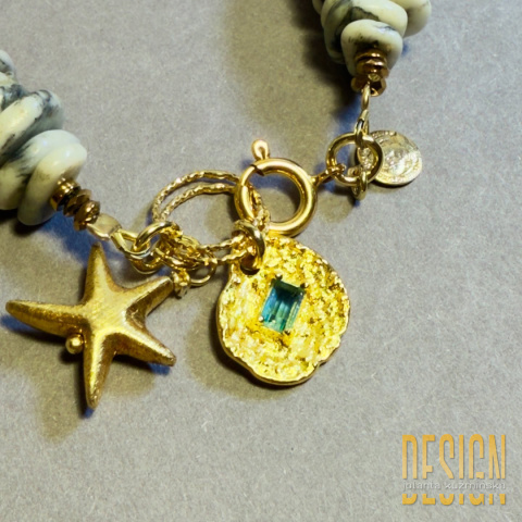 Bransoletka z białym koralem, serpentynitem i jadeitem – Kuźmińska Design