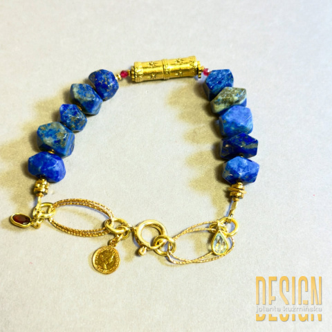 Bransoletka z lapis lazuli z akcentami rubinu i srebra złoconego 24k