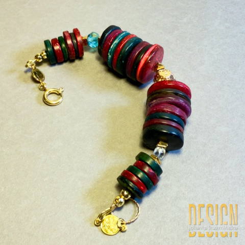 Bransoletka z muszli tęczowej z blue topazem w srebrze złoconym