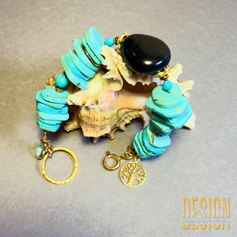 Bransoletka z turkusu z akcentem szungitu w złoconym srebrze