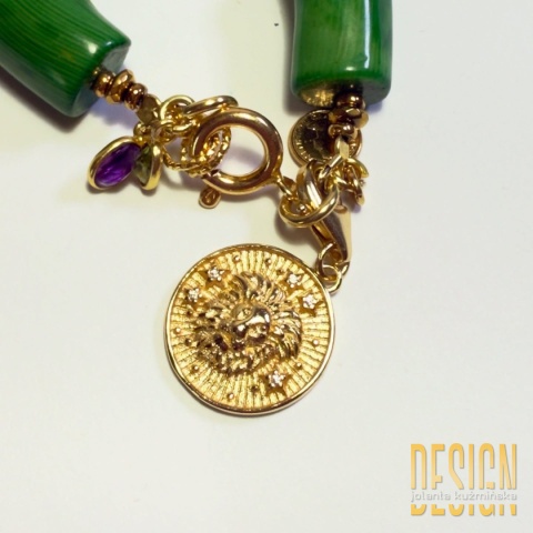 Detal bransoletki z naturalnych korali – srebro pozłacane 24k