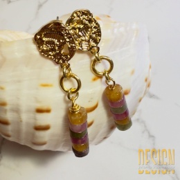 Kolczyki z turmalinów truskawkowych na ozdobnych sztyftach