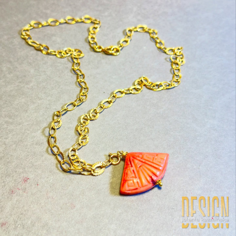 Naszyjnik z koralem na złoconym srebrze | Ręczne wykonanie – Kuźmińska Design