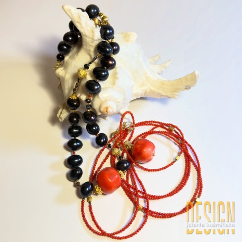 Naszyjnik z czarnych pereł i korala – srebro pozłacane 24K | Kuźmińska Design