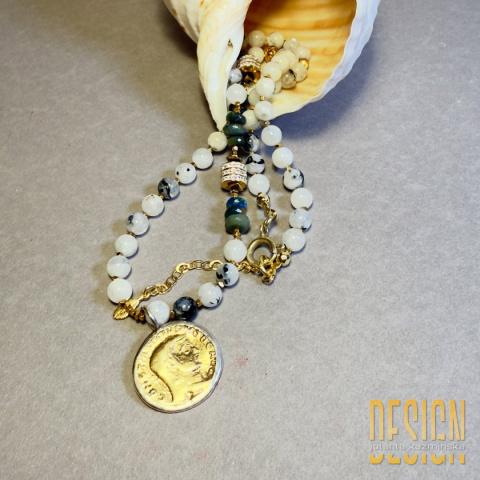 Naszyjnik z kamieniem księżycowym i opalem etiopskim z monetą | Kuźmińska Design