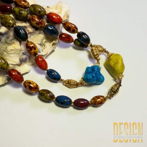 Naszyjnik z kolorowego jaspisu i żółtym howlitem – biżuteria handmade | Kuźmińska Design