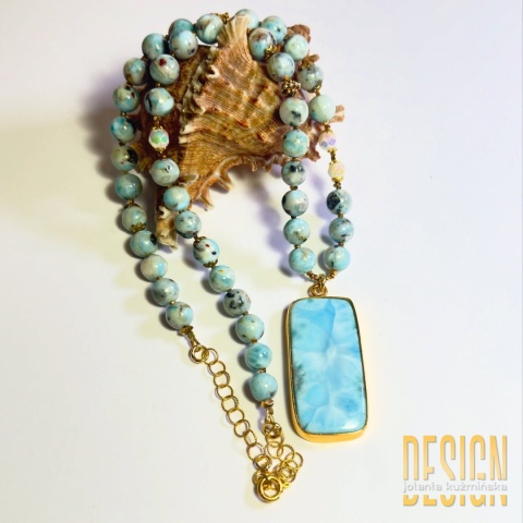 Naszyjnik z larimarem i detalami ze srebra złoconego – błękit oceanu | Kuźmińska Design