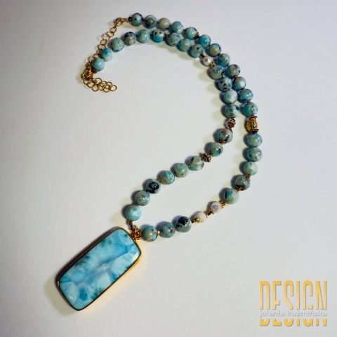 Naszyjnik z larimarem i detalami ze srebra złoconego – błękit oceanu | Kuźmińska Design