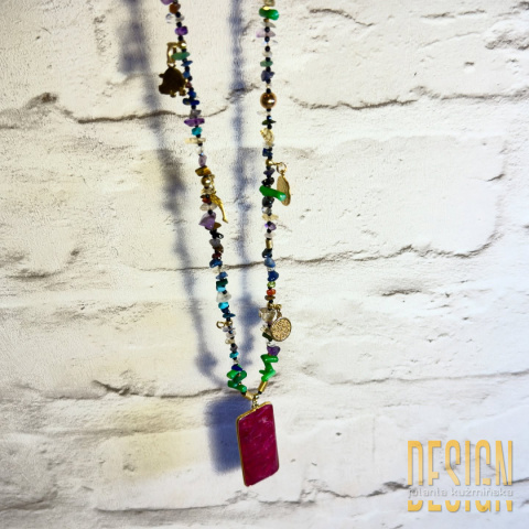 Naszyjnik z naturalnych kamieni z dużą zawieszką z rubinem – Kolekcja Antiqua