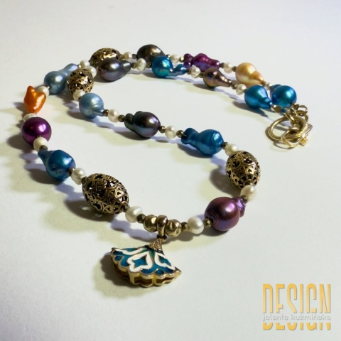 Naszyjnik z pereł Biwa i złoconych elementów | Kuźmińska Design