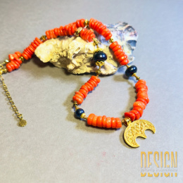 Naszyjnik z pomarańczowego koralu i czarnej perły z wachlarzem – srebro pozłacane 24k | Kuźmińska Design