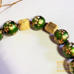 Bransoletka Tesha z zielonych japońskich korali – srebro pozłacane 24K