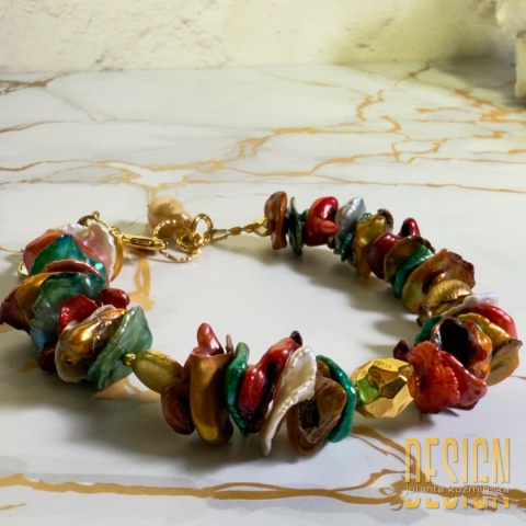 „Bransoletka z kolorowych pereł Biwa | Srebro złocone 24 K”