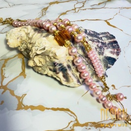 Bransoletka z różowych pereł i kwarcu dymnego | Srebro złocone 24K”