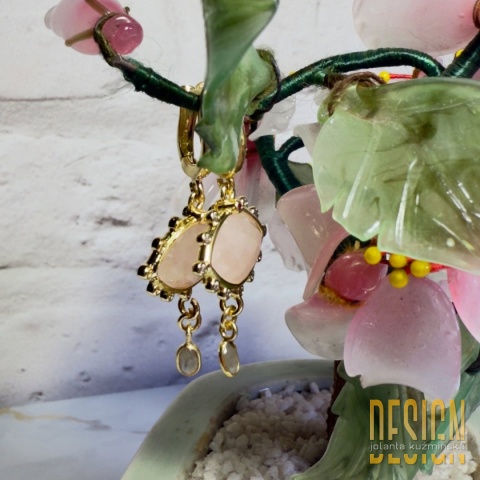 Kolczyki z kwarcu różowego i labradorytu – srebro pozłacane 24K | Kuźmińska Design