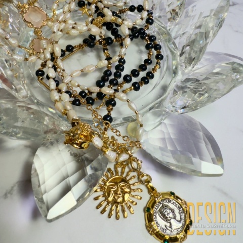 Naszyjnik z czarnych pereł premium 96 cm z monetą