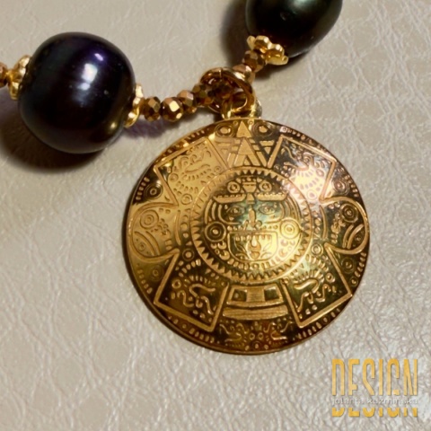 Naszyjnik z czarnych pereł z zawieszką Majów/Inków – 44 cm + regulacja