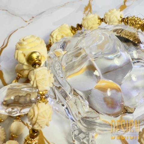 Naszyjnik z kości bawolej i onyksu – Słoń | Kuźmińska Design