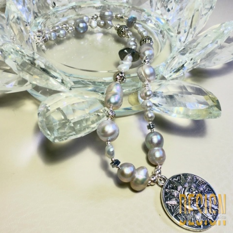 Naszyjnik z pereł naturalnych i labradorytu – srebro Kuźmińska Design handmade