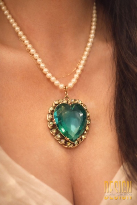 Naszyjnik z pereł porcelanowych 20–30 • Odpinane serce vintage • Kolekcja Titanic • Unikat 1/1