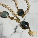 Porcelanowe perły i labradoryt – naszyjnik handmade Kuźmińska Design