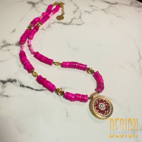 Naszyjnik z różowych agatów i rubinów – złocone srebro | Kuźmińska Design