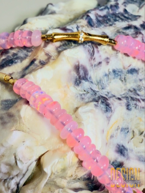 Naszyjnik z różowych opali z zawieszką Słońce w srebrze pozłacanym 24 K | Kuźmińska Design