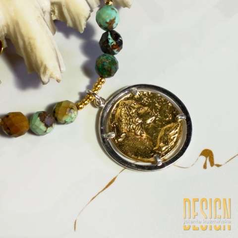 Naszyjnik z turkusu indyjskiego z antyczną zawieszką cesarza | Kolekcja Antiqua | Kuźmińska Design
