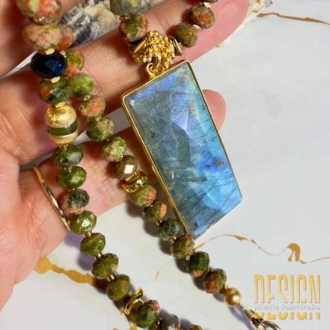 Naszyjnik z unakitu i labradorytu – biżuteria artystyczna | Kuźmińska Design
