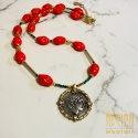 Unikatowy naszyjnik z czerwonego koralu z antyczną monetą – Unikat 1/1 | Kuźmińska Design
