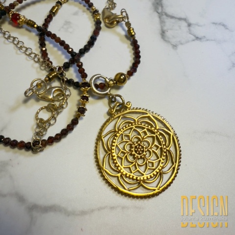 Naszyjnik Granaty Murano – Mandala